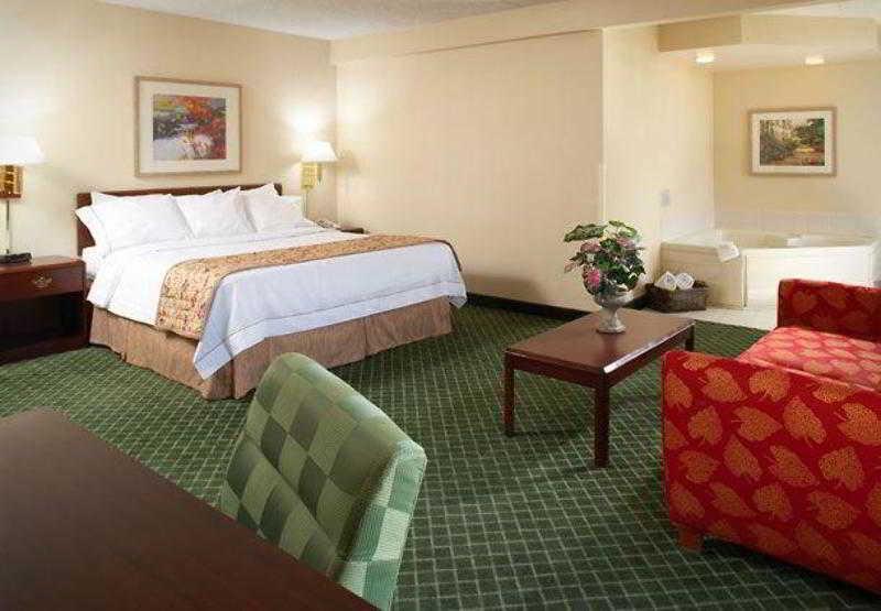 Fairfield Inn By Marriott East Rutherford Meadowlands Buitenkant foto